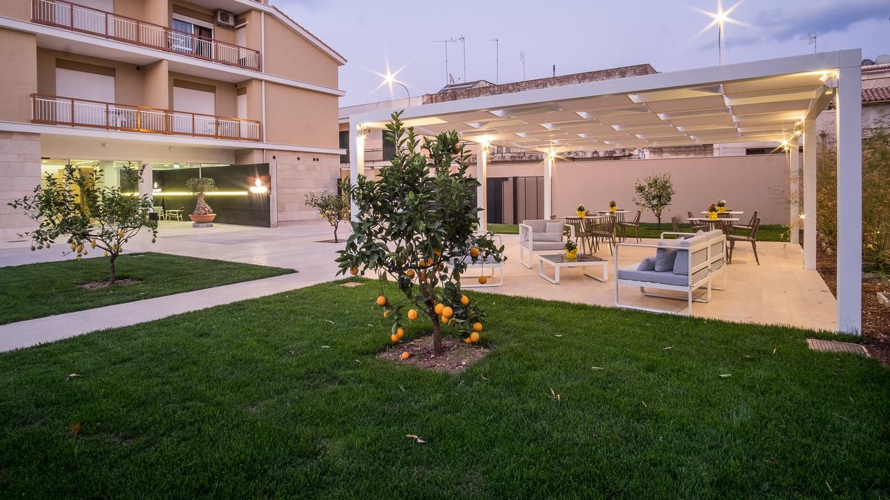 Netum Hotel Noto Exterior foto